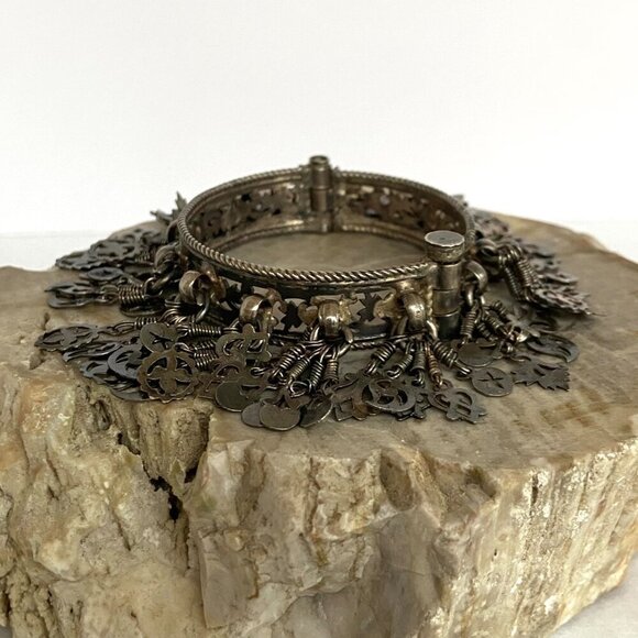 VTG Sterling Silver 925 XXS Cha Cha Hinged Pin Closure Round Bangle Bracelet - Picture 4 of 16